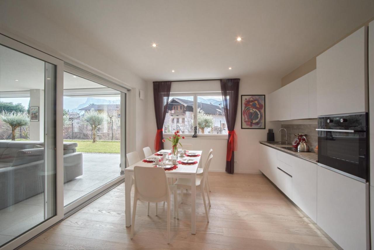 Penthouse & Garden - Luxury Apartment Burgstall Exterior foto