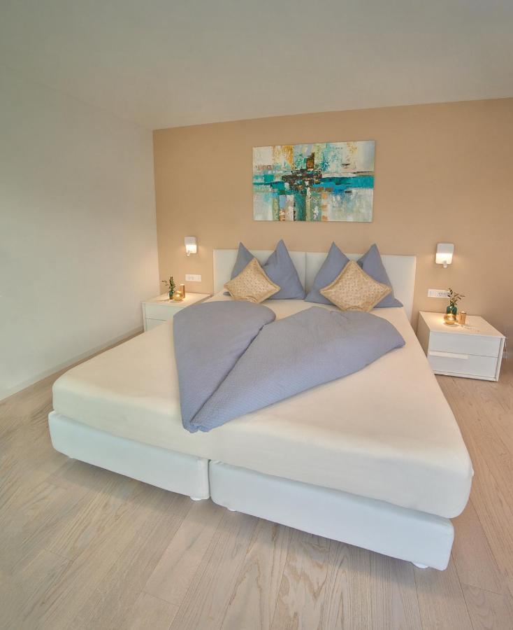 Penthouse & Garden - Luxury Apartment Burgstall Exterior foto